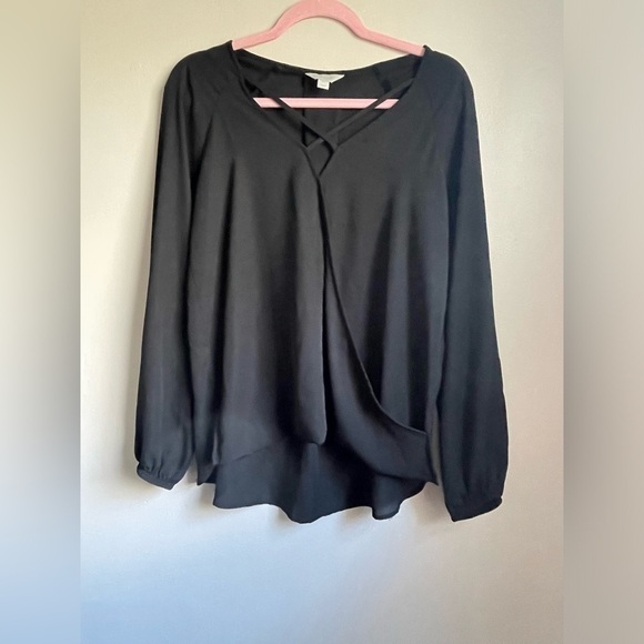 Belle Sky black sheer crisscross strappy top size large women’s - Picture 1 of 11